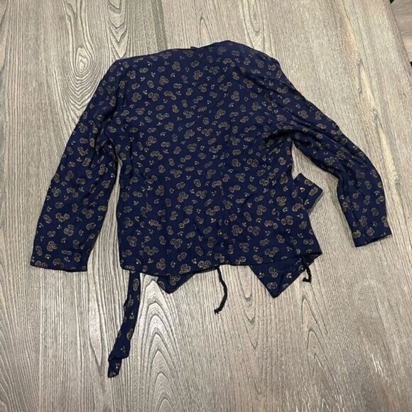 Toby Vintage Navy Blue Fan Print Wrap Blouse Long Sleeve Size 4 - Picture 4 of 5